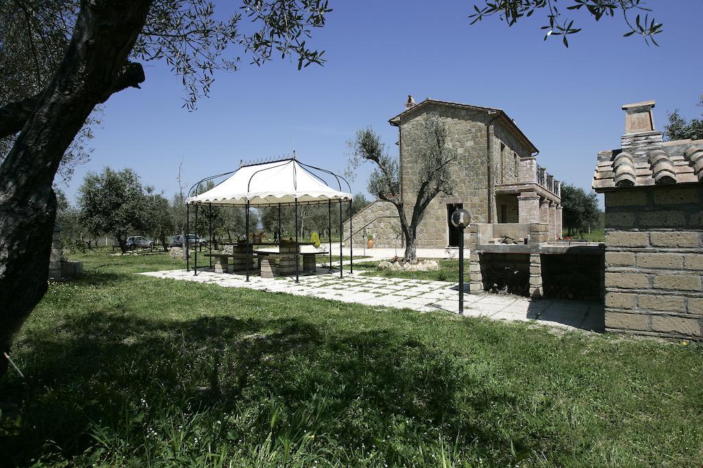 Agriturismo Tenuta Roccaccia Питиляно Стая снимка