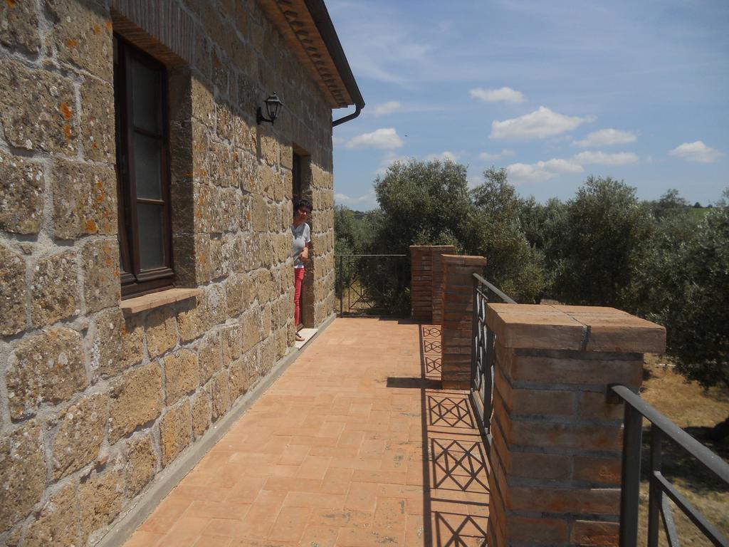 Agriturismo Tenuta Roccaccia Питиляно Екстериор снимка