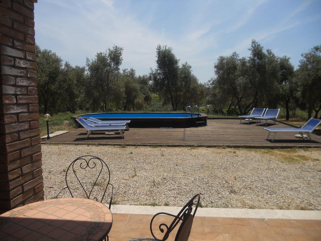 Agriturismo Tenuta Roccaccia Питиляно Екстериор снимка