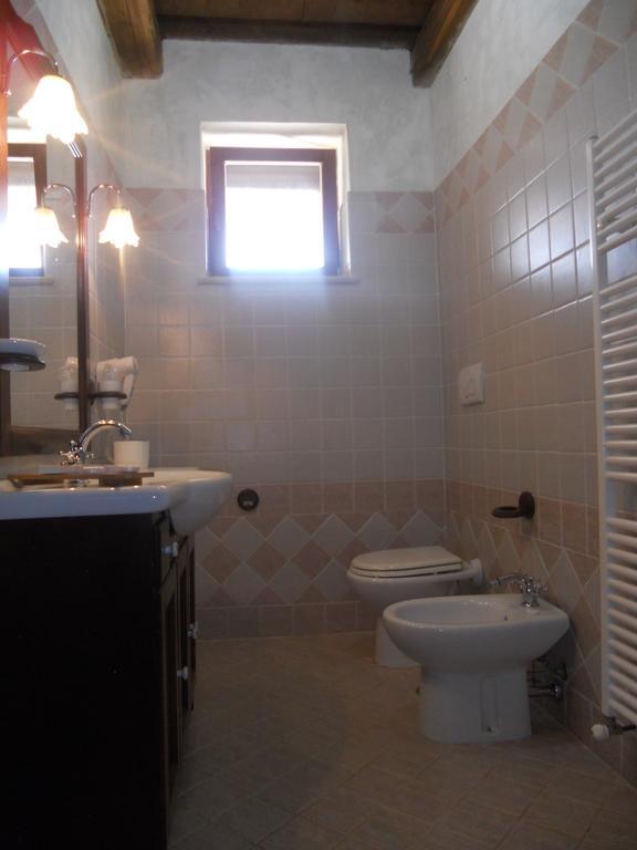 Agriturismo Tenuta Roccaccia Питиляно Екстериор снимка